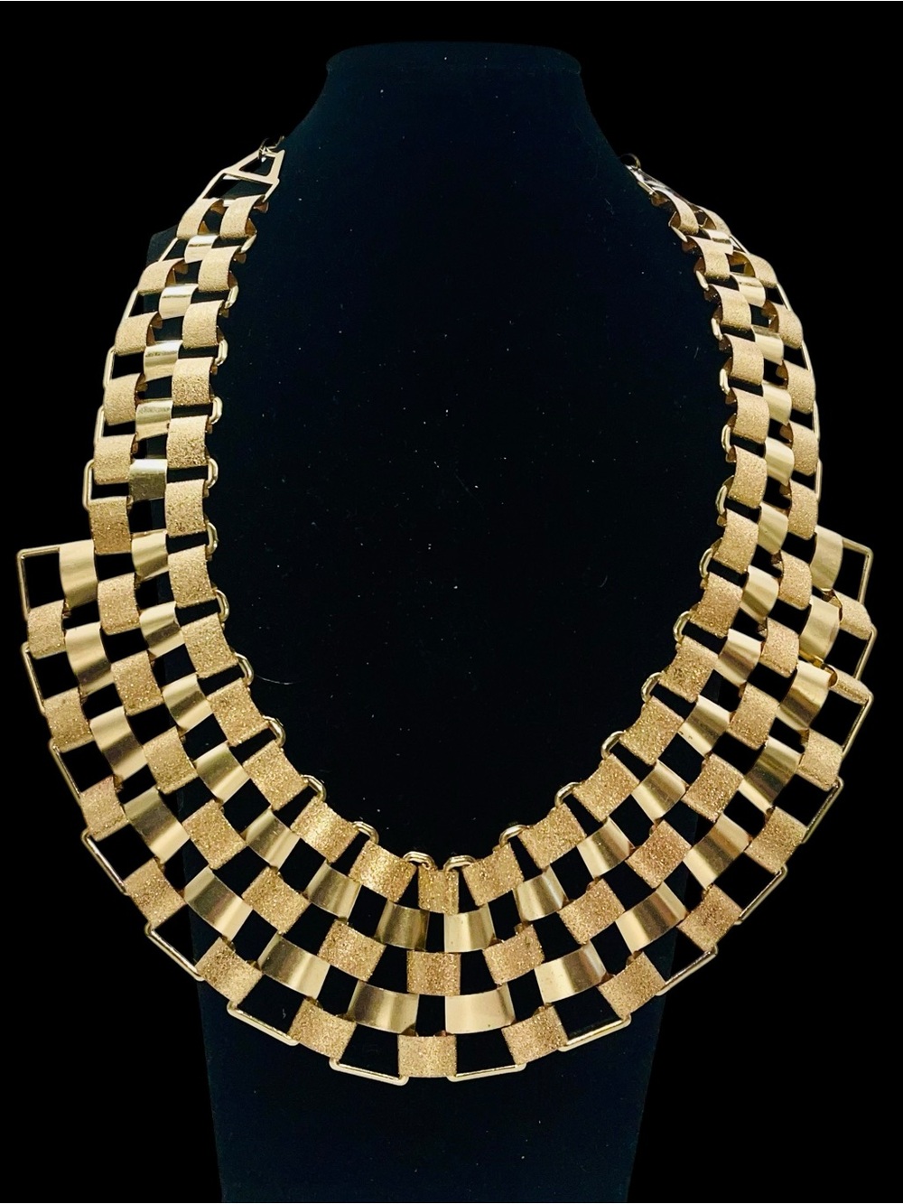 Fab Vintage Gold Tone Textured Bib Collar Necklace Retro Brutalist Statement